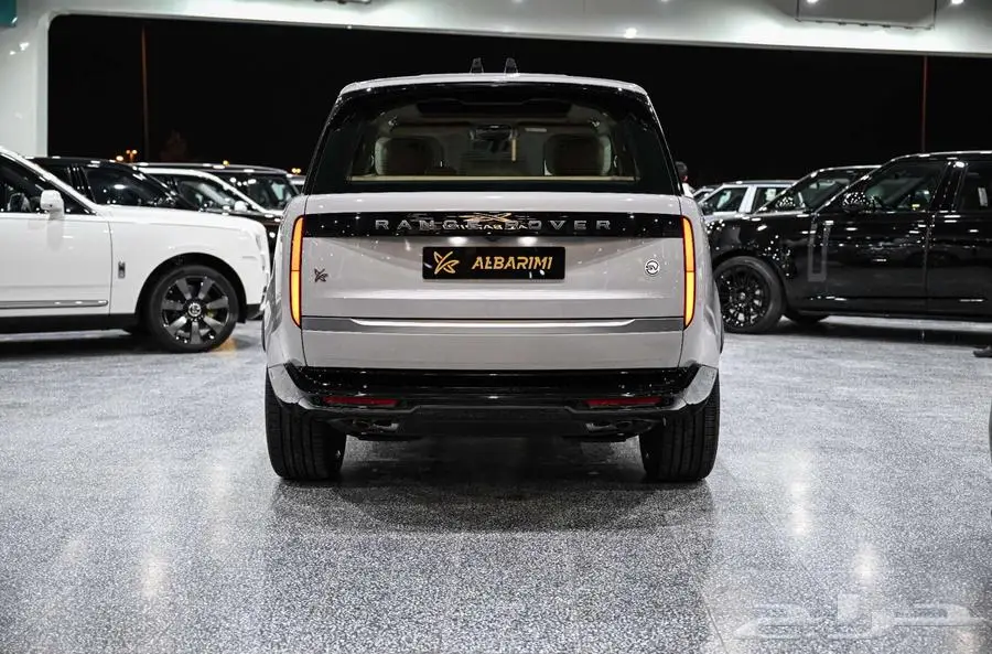 شركة البريمي لسيارات رانج روفر SV 12