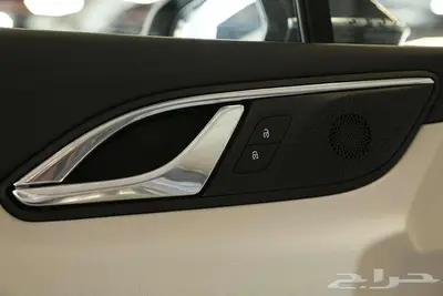 اكتشف قوة وفخامة هونشي HS3 فلاق شيب 4WD 2025 21