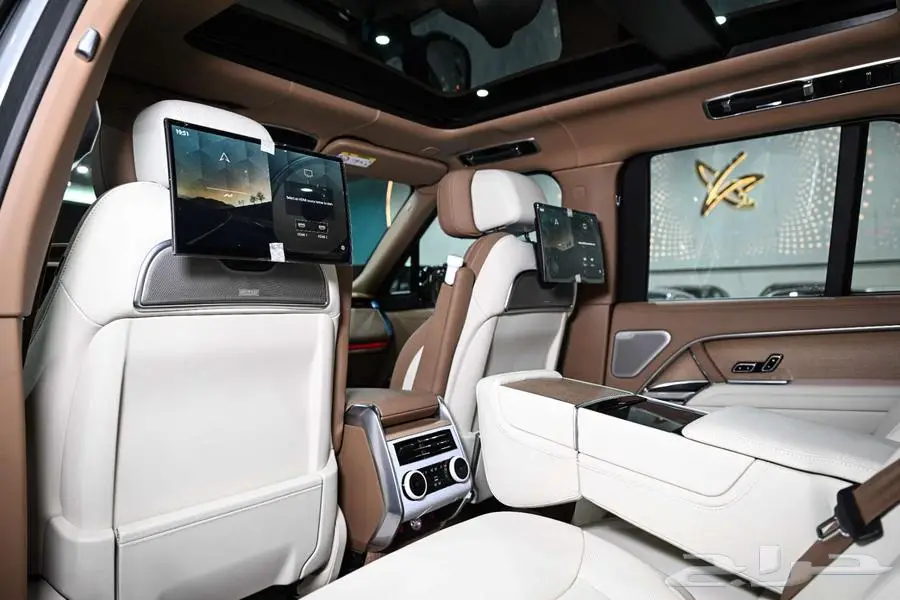 شركة البريمي لسيارات رانج روفر SV 10