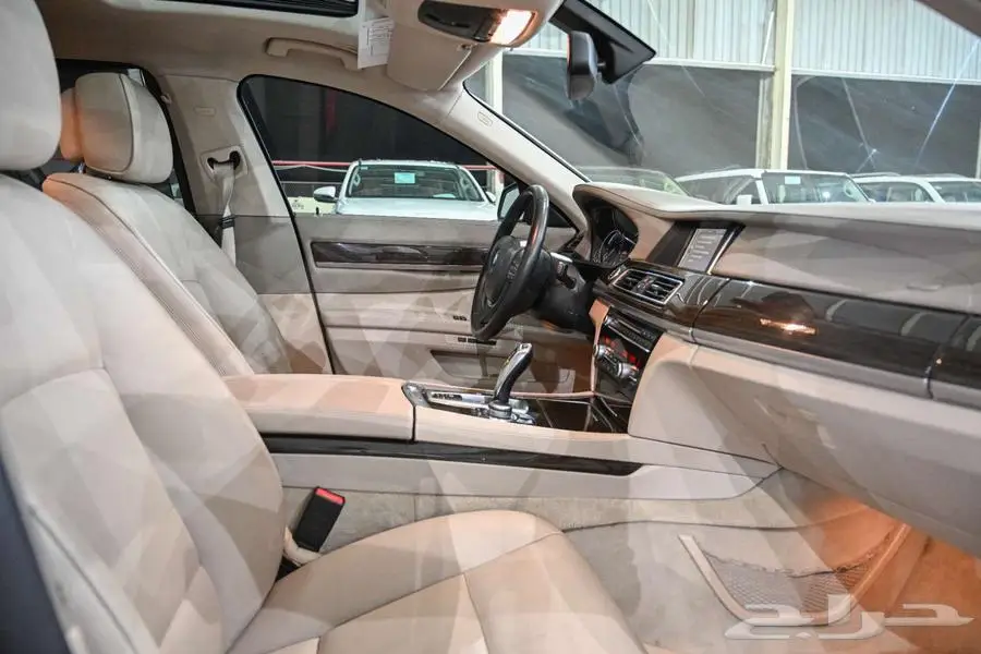 B.M.W 730 LI 2013 8