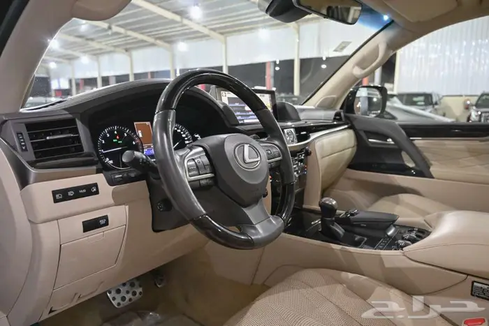 لكزس LX570 2020 بلاك اديشين 18
