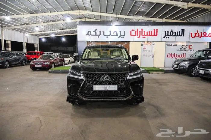 لكزس LX570 2020 بلاك اديشين 1