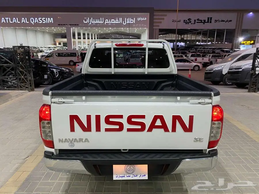 نيسان نافارا 2016 ابيض ماشيه 65000كم 18
