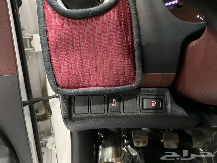 نيسان نافارا 2016 ابيض ماشيه 65000كم 11