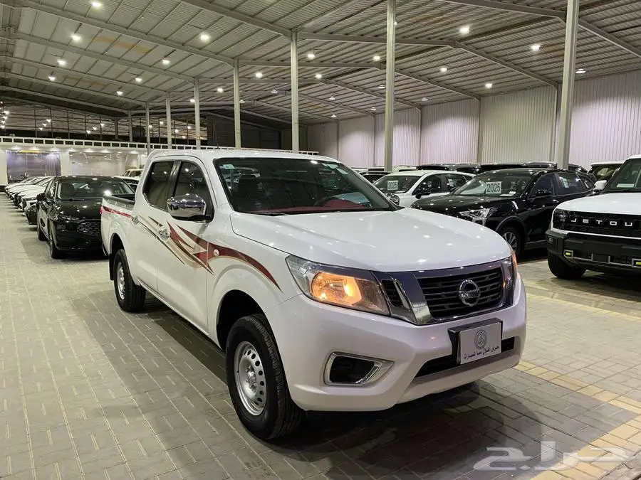 نيسان نافارا 2016 ابيض ماشيه 65000كم 6