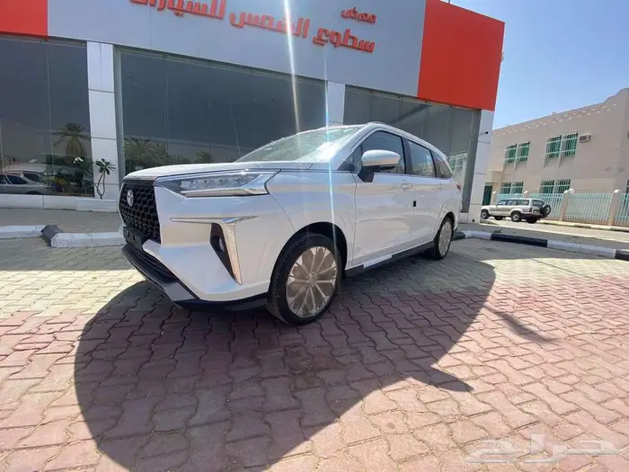 تويوتا فيلوز GLX 2025 كاش او اقساط 0