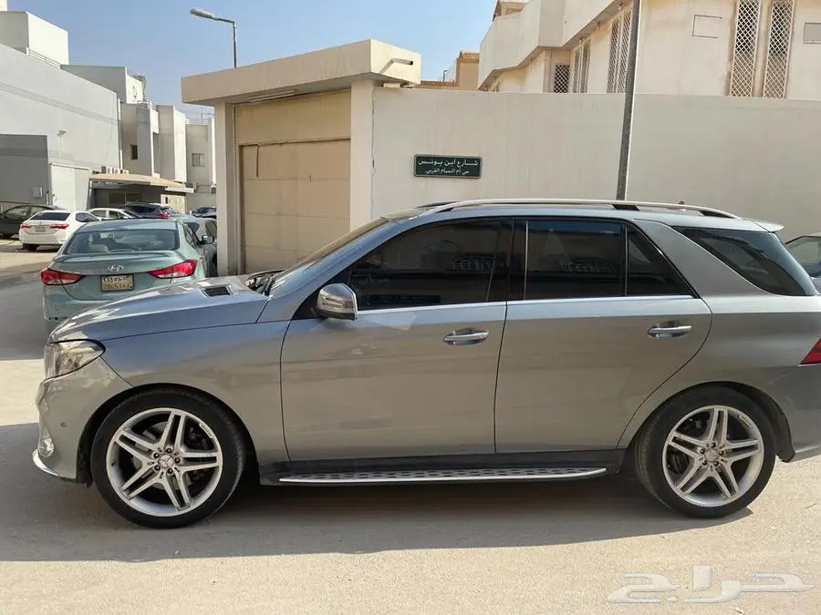 مرسيدس GLE 400 موديل 2016 7