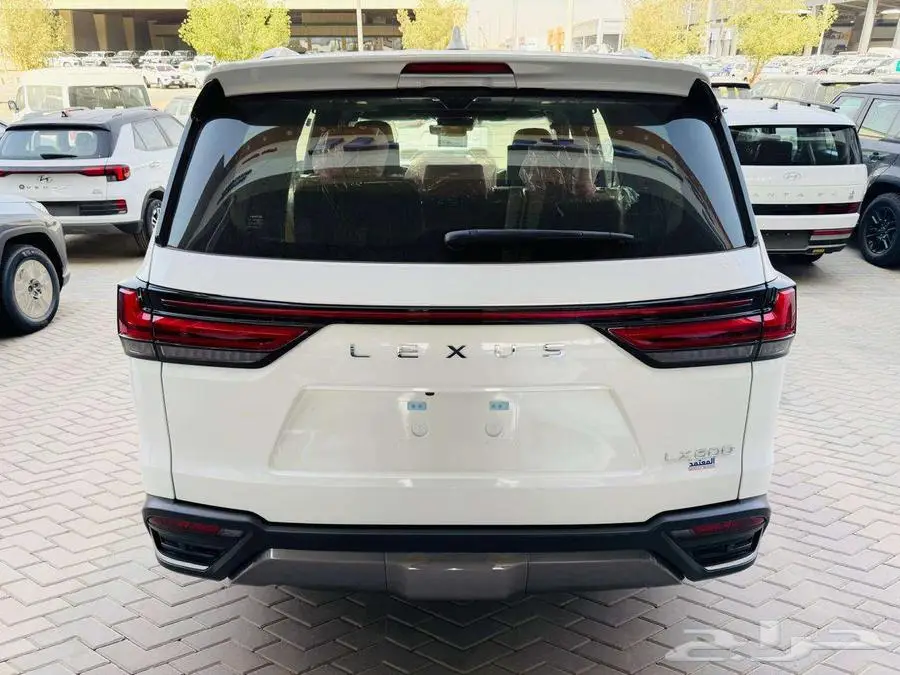 لكزس LX600 BB 2025 كاش ومبيعات بنوك 3