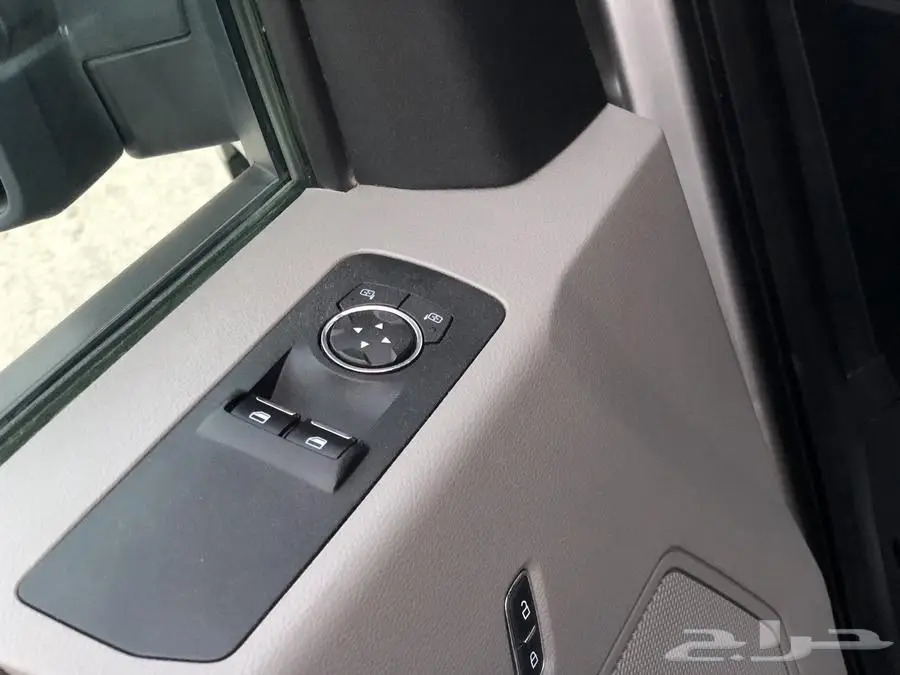 فورد F150 غماره 2018 دبل 6سلندر ممشي قليل مخزنه81 ألف 25