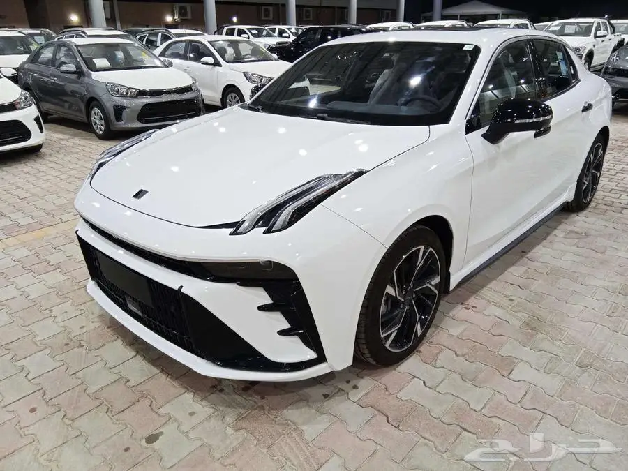 لينك اند كو LYNK CO 03 جديد 2024 3