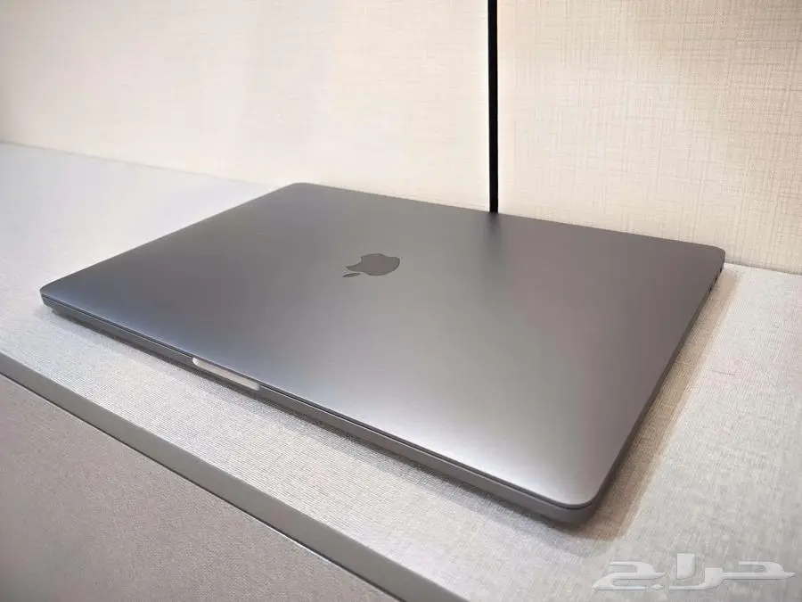 (Macbook pro i9 (16-inch 0