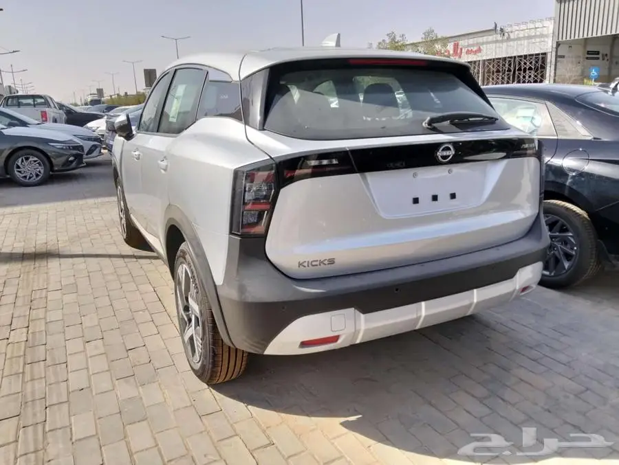 nissan kicks stander 2025 special offer 3