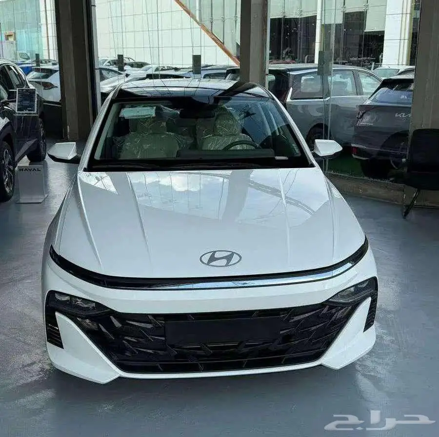 اكسنت فليت 2025 11