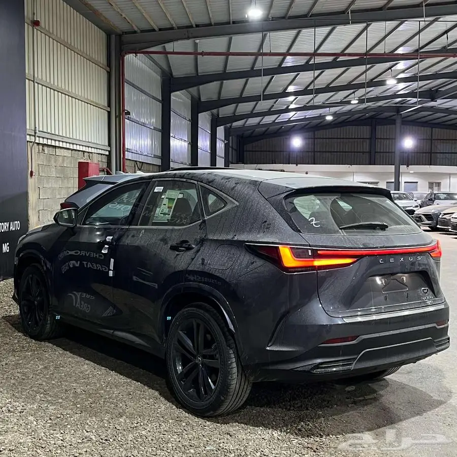 لكزس ان اكس 350AA ستاندر 2025 7