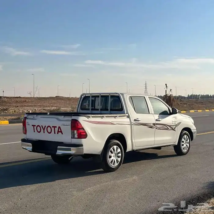 تويوتا هايلوكس ديزل بدون دبل غمارتين 2025 5