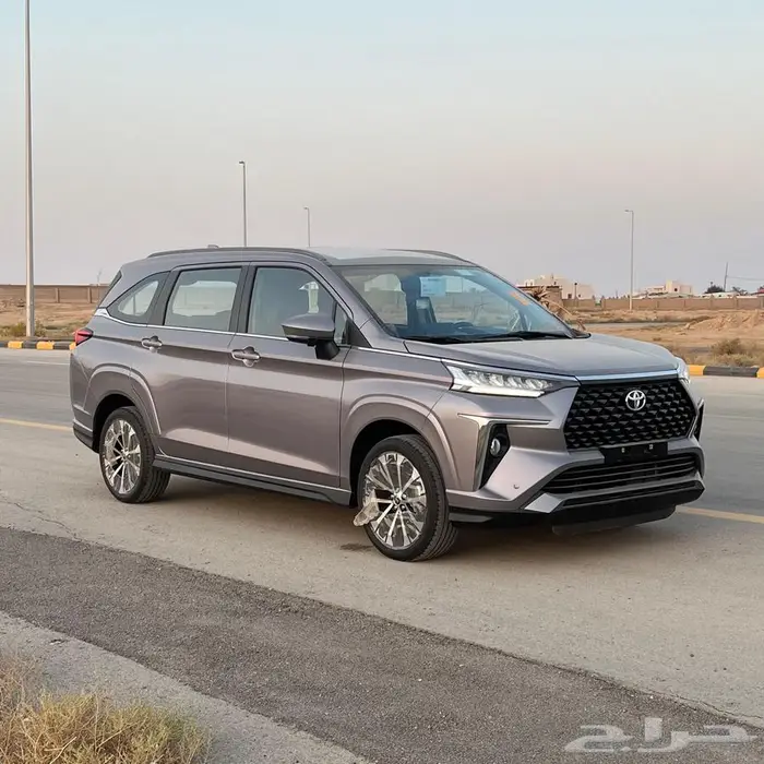 تويوتا فيلوز GLX موديل 2025 باسعار منافسه جدا 2