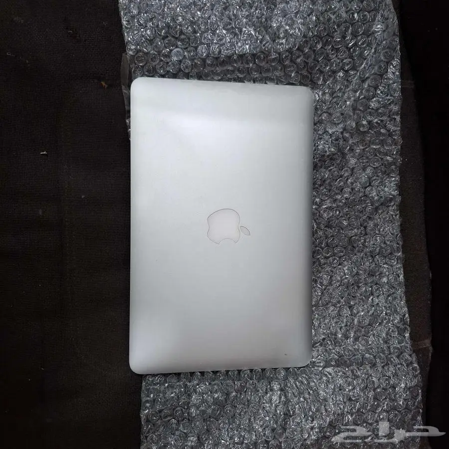 ماك بوك كورi5 رام 4 هاردسك 128ssd 1