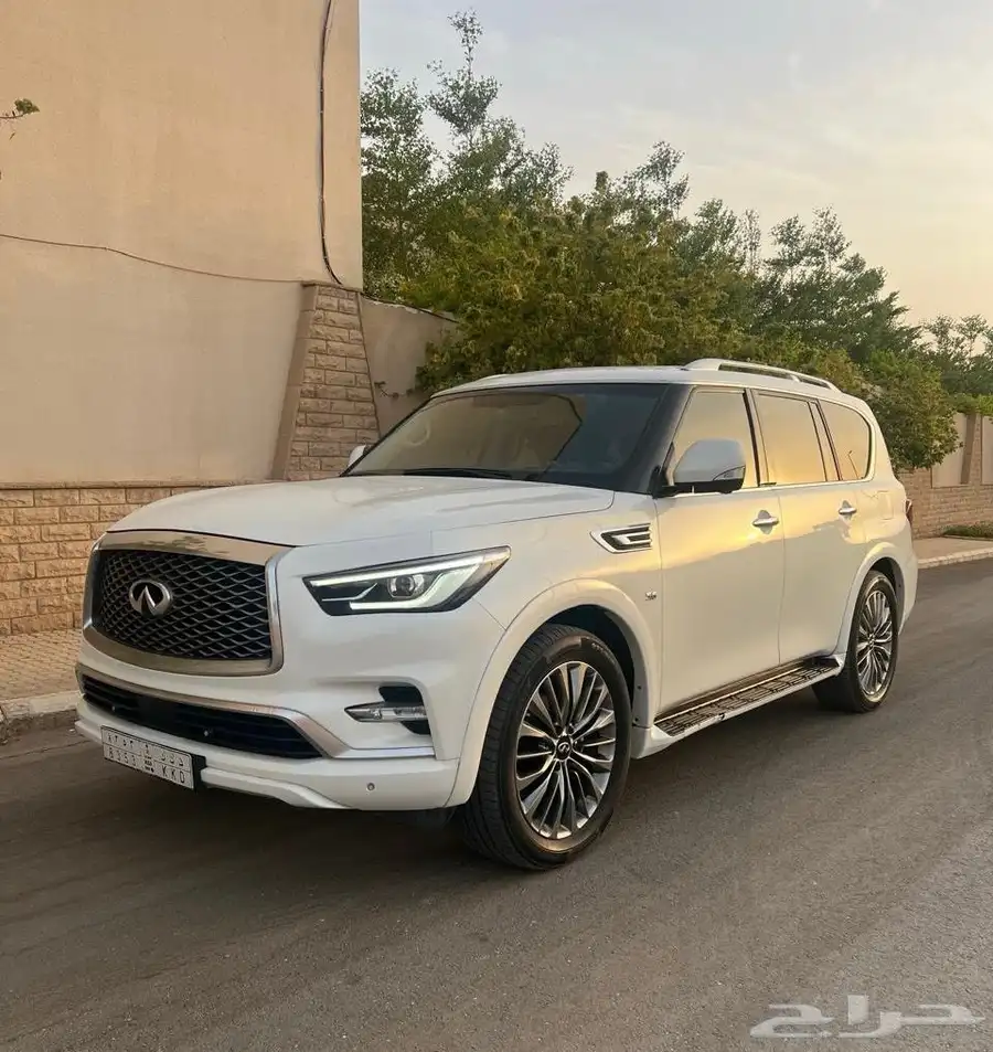 إنفينيتي QX80 3