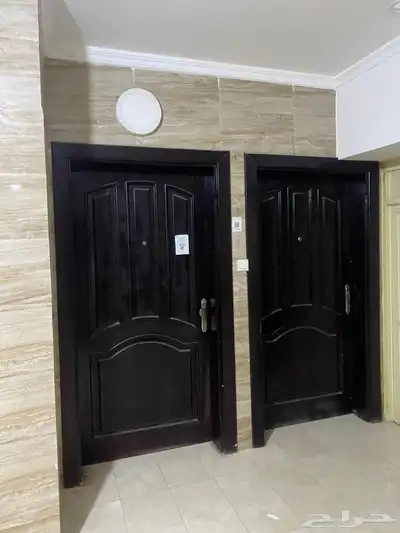 شقه للايجار 4 غرف و غرفتين حي الصواري ابحر 0