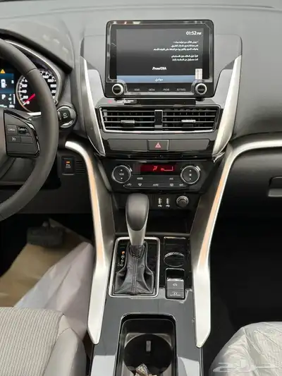 ميتسوبيشي اكليبس كروس GLS 2025 لدى شركة عبدالمجيد الخضر 8
