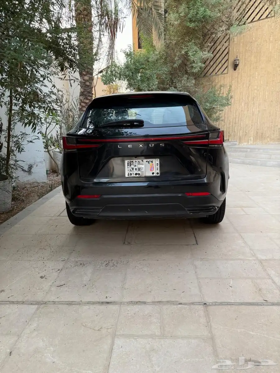لكزس NX 2023 1
