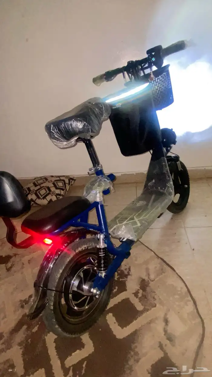 سكوتر كهربائي مناسب للعمل والتحمل 0