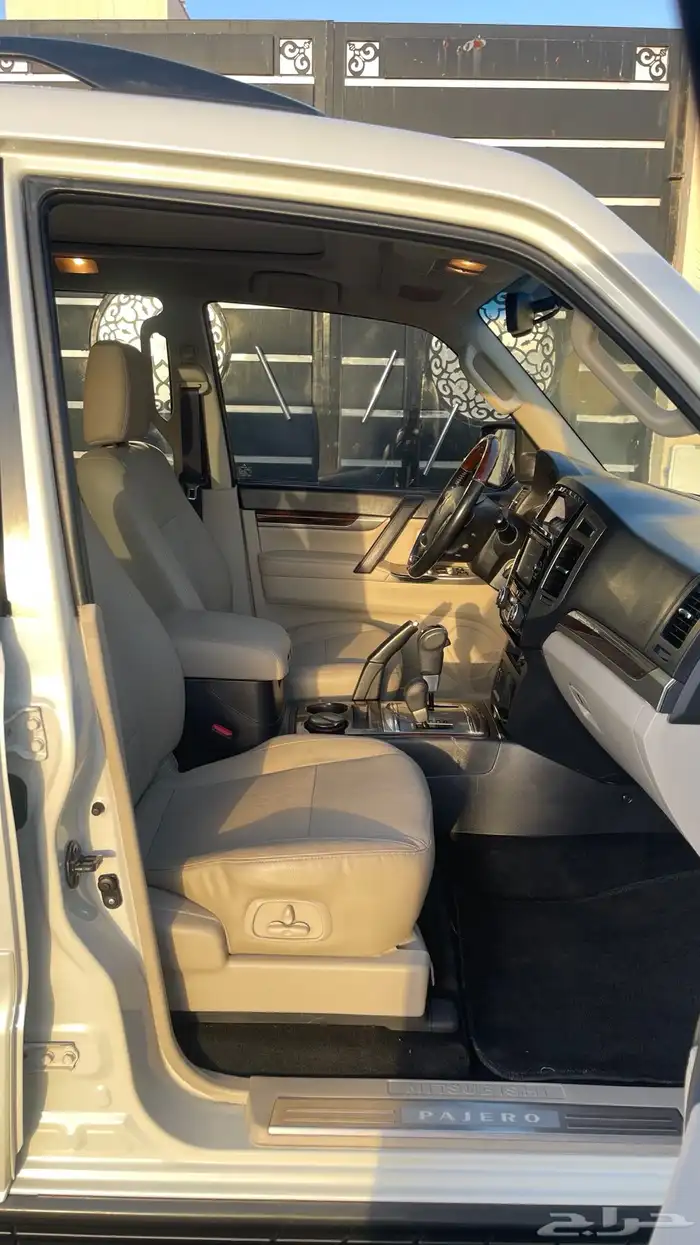 باجيرو 2016 مكينة كبيرة فل كامل 3.8 ( تم البيع ) 28