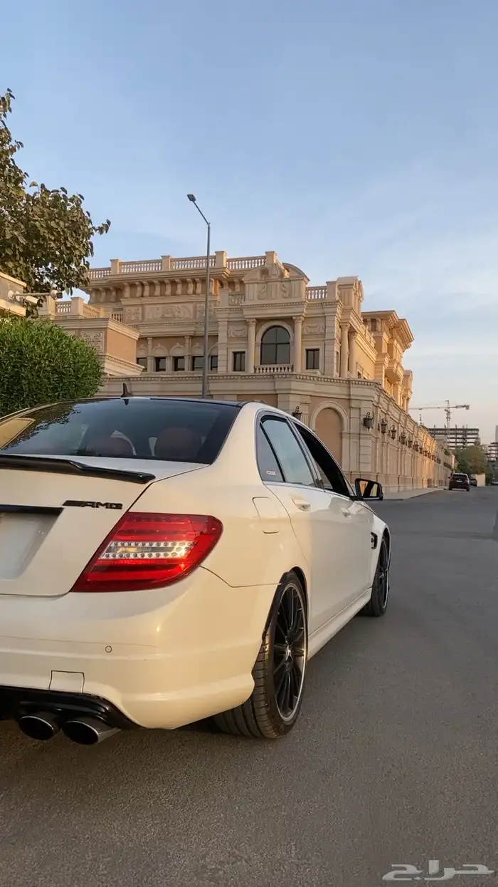 للبيع C63 AMG 2010 5
