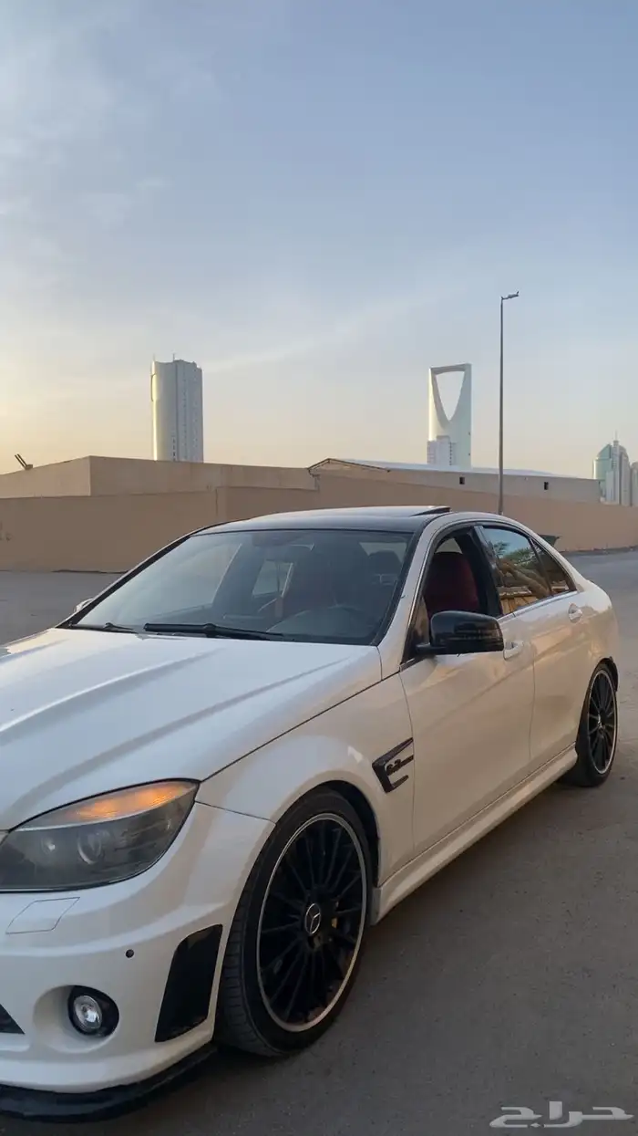 للبيع C63 AMG 2010 2