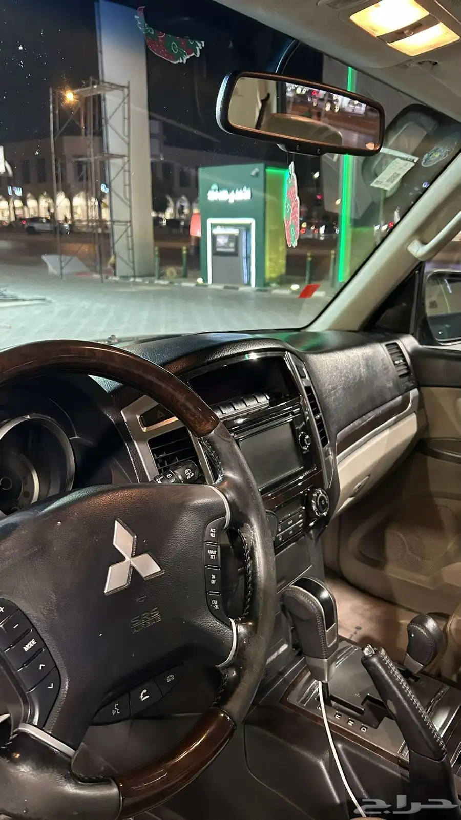 ميتسوبيشي باجيرو 12
