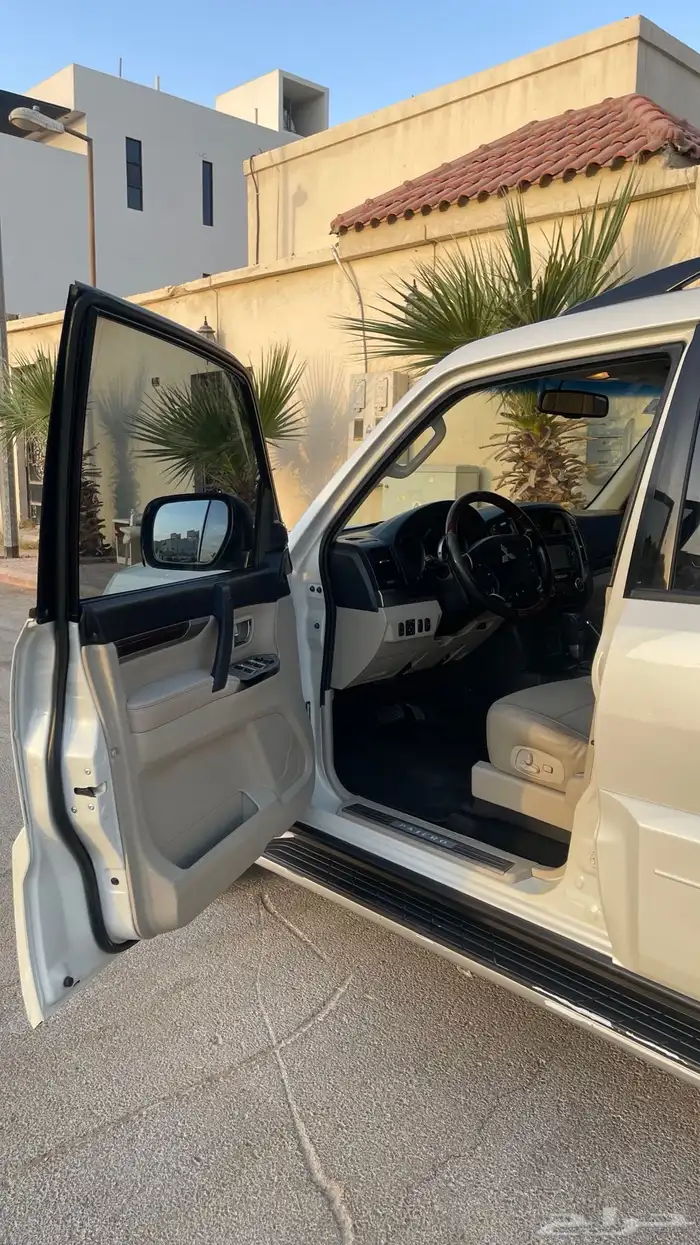 باجيرو 2016 مكينة كبيرة فل كامل 3.8 ( تم البيع ) 21