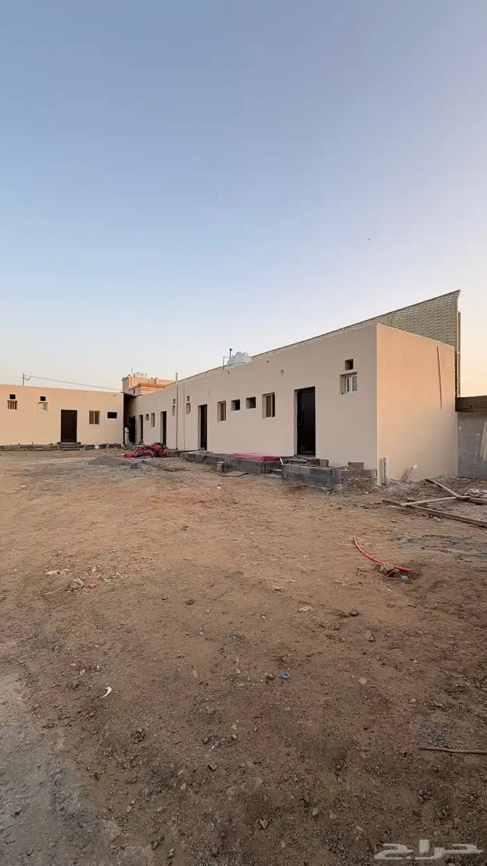 6 غرف عزاب كبيرة بحوش خاص مستقل للايجار سكن عمال شركات 0