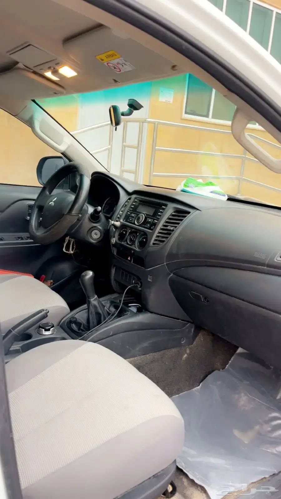 للبيع مستبيشي L200 2
