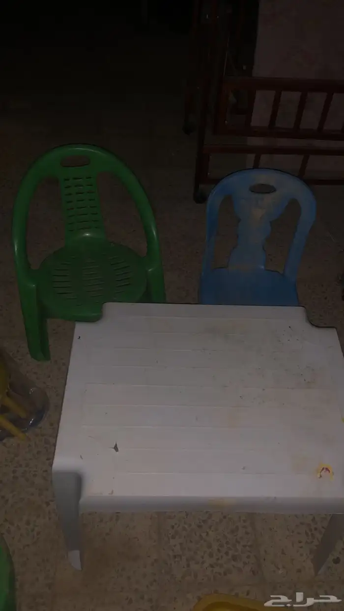 العاب اطفال طاوله وكراسي ونطيطه حجم وسط 3