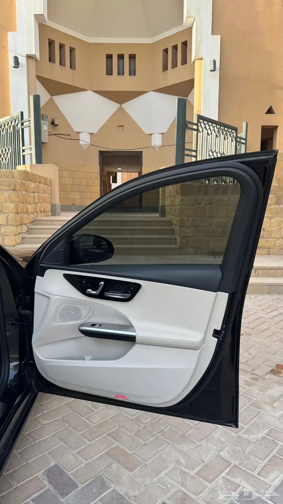 مرسيدس c300 2022 12