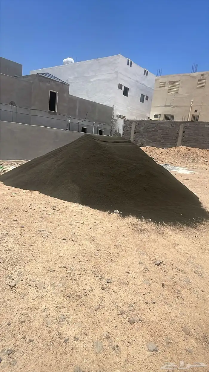 توريد رمل أحمر داخل المدينة وخارجها 2