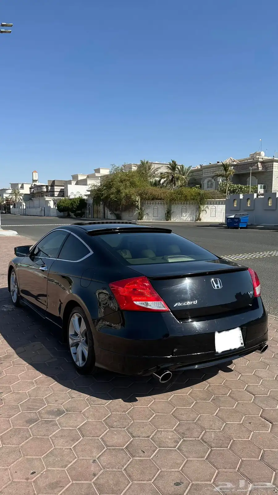 Honda Accord 2011 V6 sports 3
