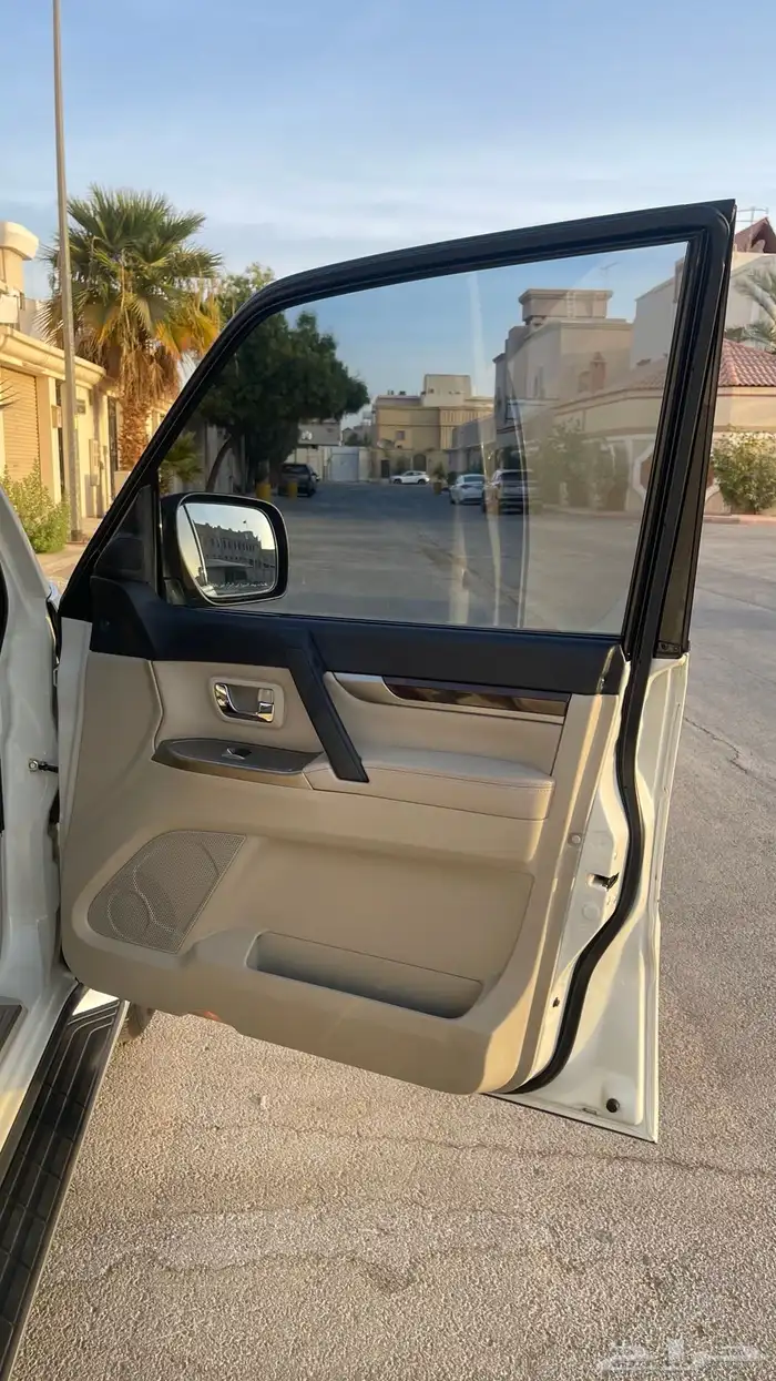 باجيرو 2016 مكينة كبيرة فل كامل 3.8 ( تم البيع ) 27