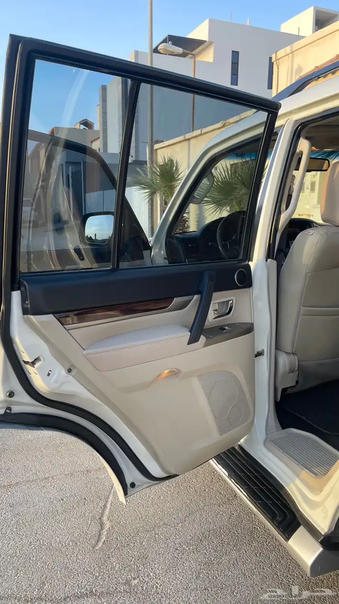 باجيرو 2016 مكينة كبيرة فل كامل 3.8 ( تم البيع ) 16