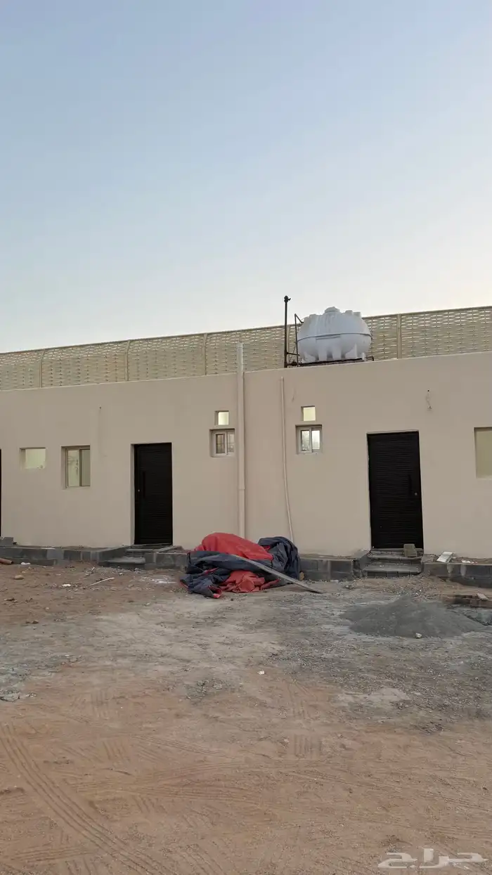 6 غرف عزاب كبيرة بحوش خاص مستقل للايجار سكن عمال شركات 30