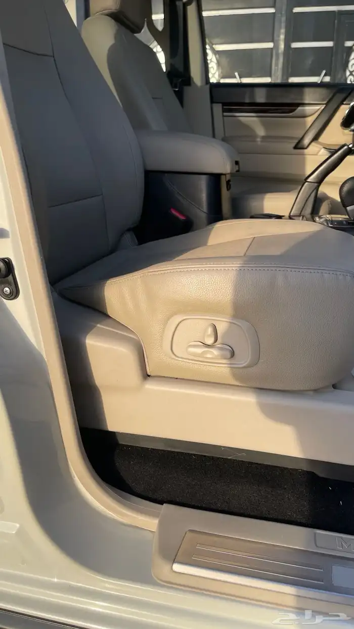 باجيرو 2016 مكينة كبيرة فل كامل 3.8 ( تم البيع ) 45