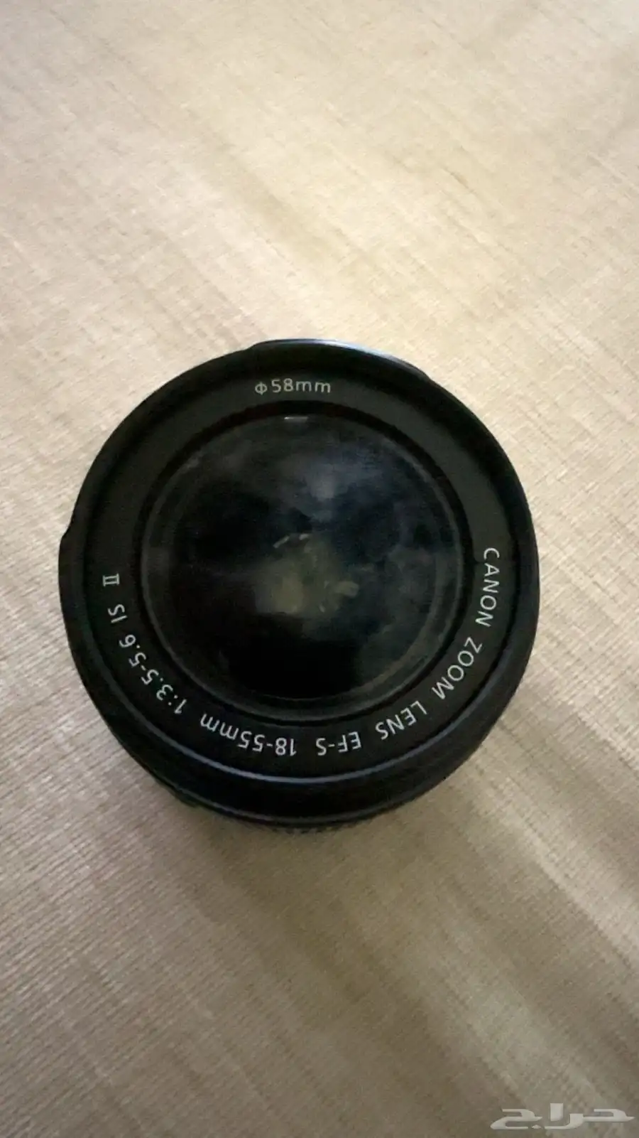 عدسة كاميرة Canon 1