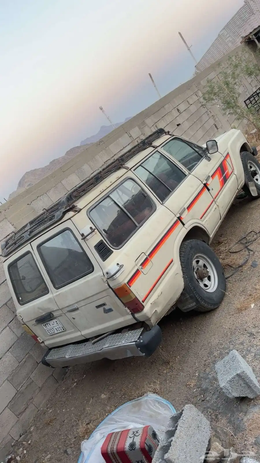 جيب صالون 83للبيع 1