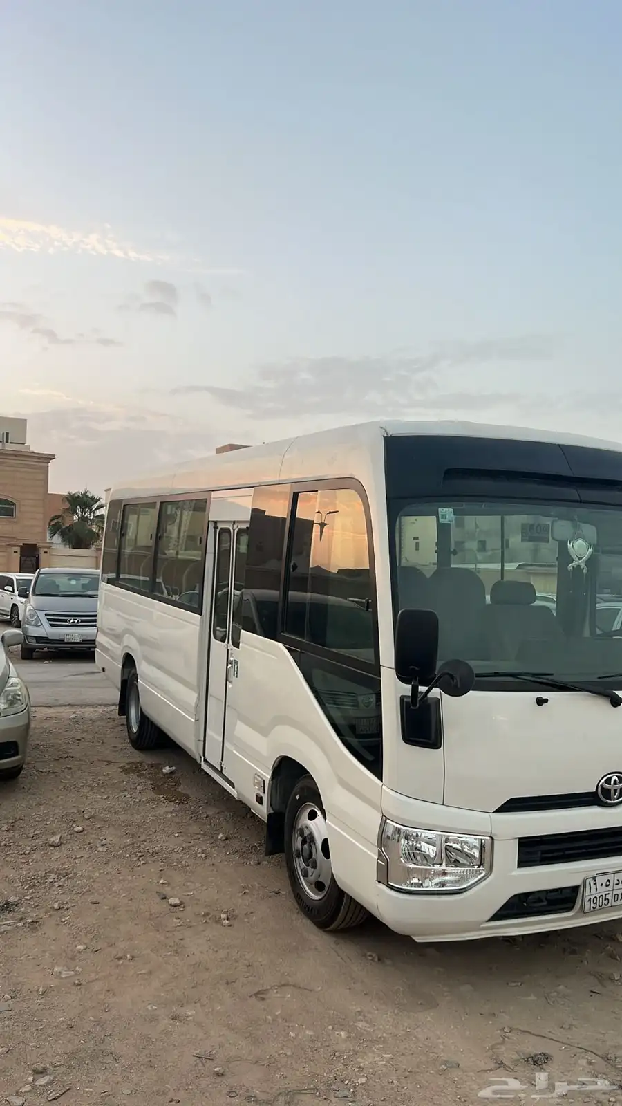 كوستر للبيع موديل 2019 1
