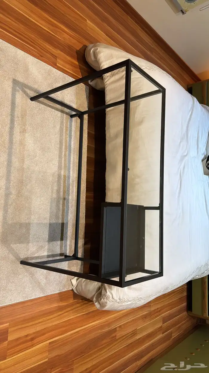 طاولة ايكيا قزاز للبيع 4