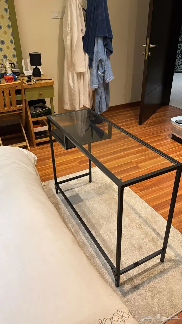 طاولة ايكيا قزاز للبيع 3