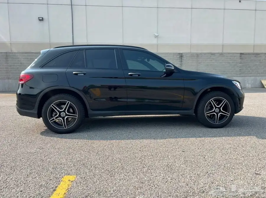 مرسيدس جي ال سي Mercedes Glc-Class GLC 300 AMG موديل 2022 6