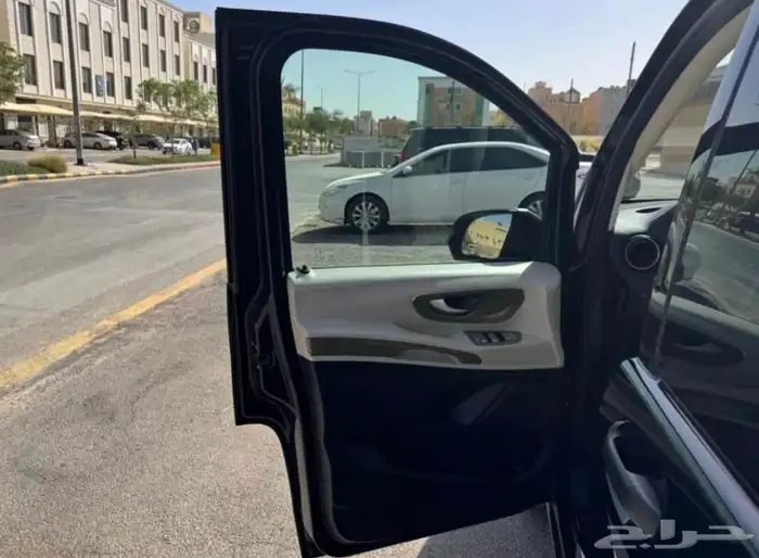 مرسيدس فيتو تورير121 2023 بمواصفات خاصه VVIP 33