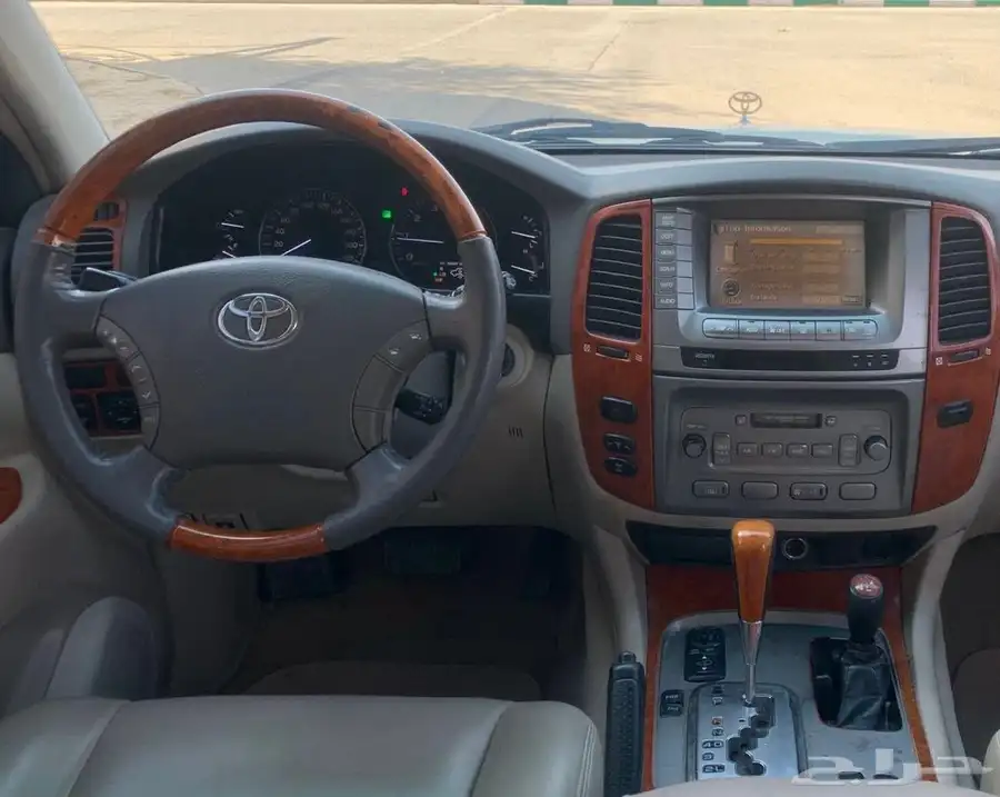 للبيع تويوتا لاندكروزر VX.R 2006 فل كامل 15