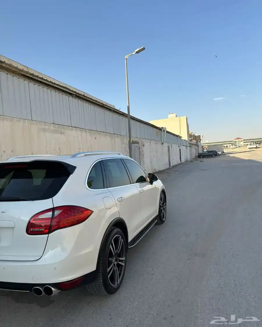 للبيع بورش كايين S V8 4